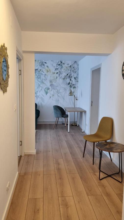 Central Residence Bacău Екстериор снимка