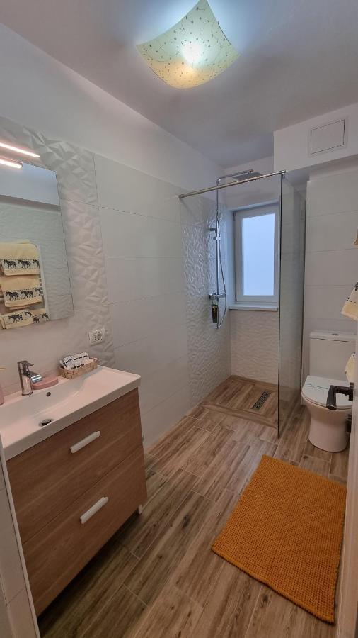 Central Residence Bacău Екстериор снимка