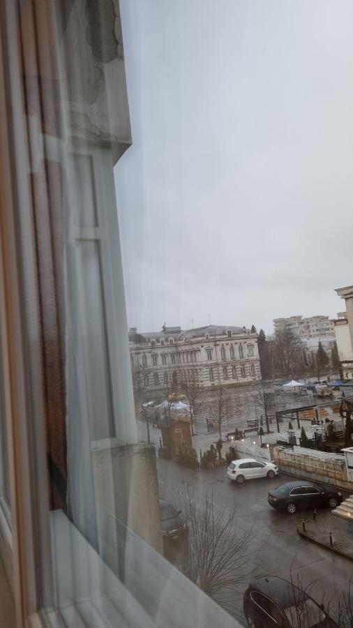 Central Residence Bacău Екстериор снимка